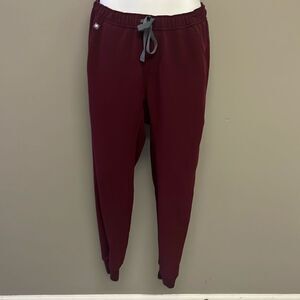 FIGS Burgundy Women’s Pull-On Pockets Elastic Waistband Drawstrings- Medium